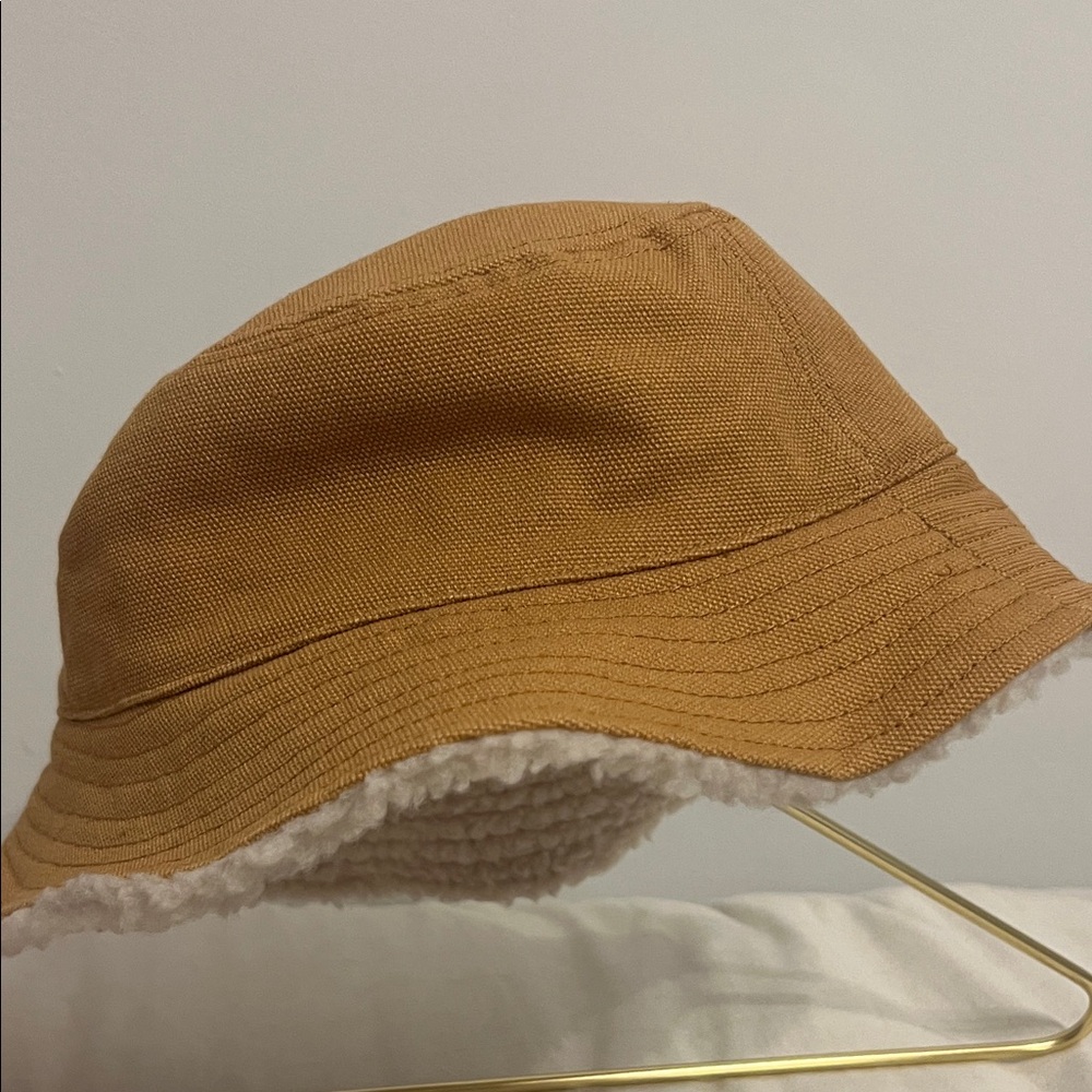 Madewell Tan Bucket Hat with Sherpa Lining
